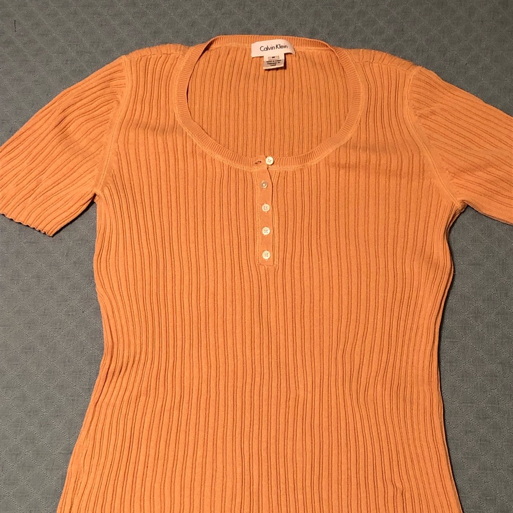 Calvin Klein scoop neck, short sleeve tee